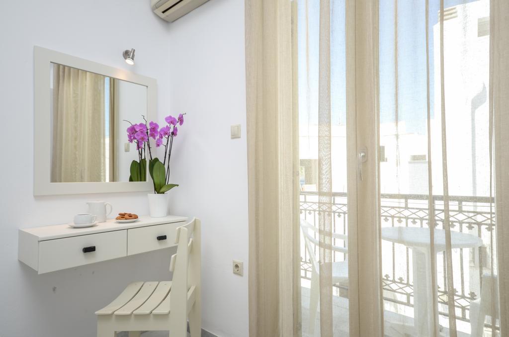 Soula Naxos Hotel Naxos City Exterior photo