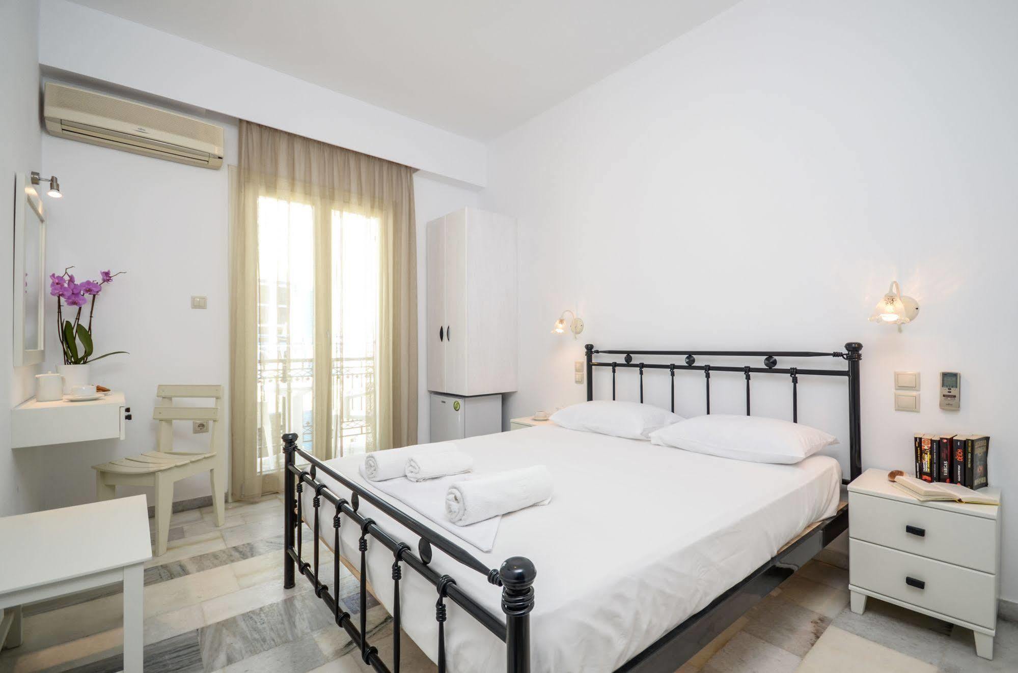 Soula Naxos Hotel Naxos City Exterior photo